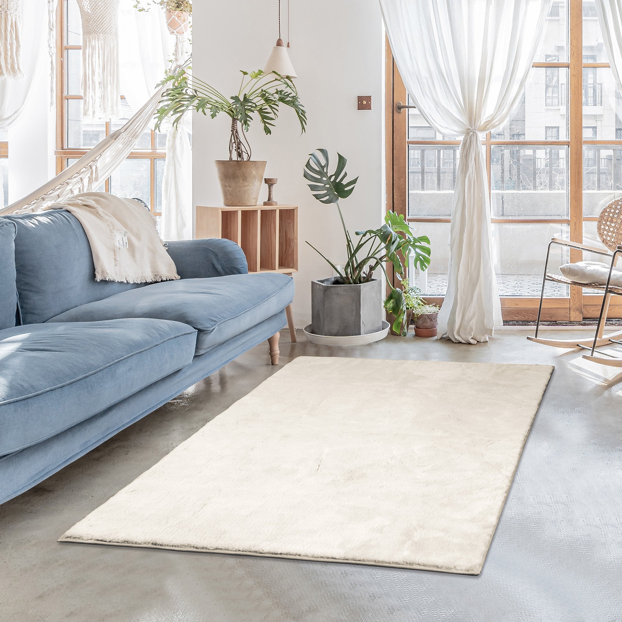 Faux Rabbit Fur Rug, 4-ft x 6-ft.