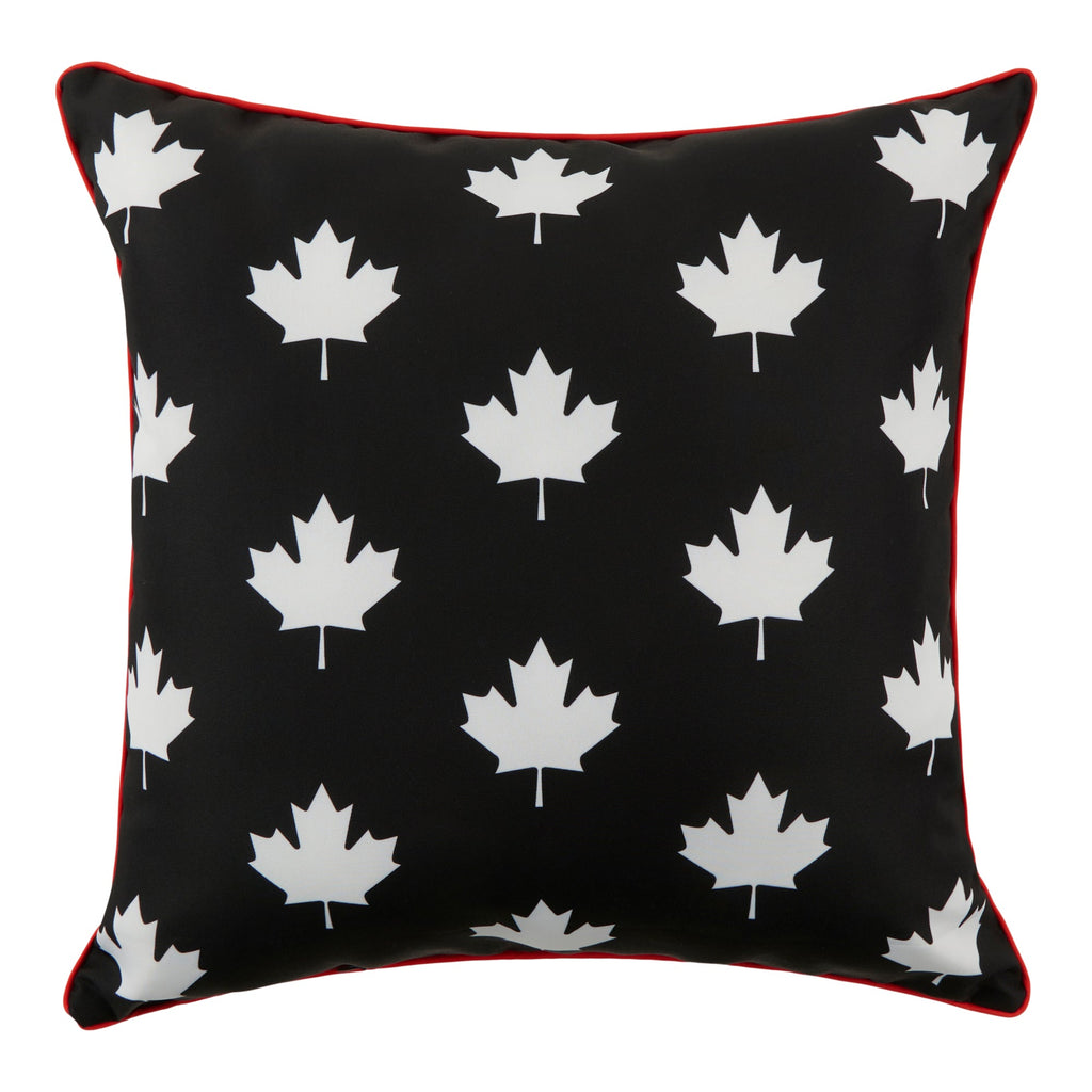 HomeStyles Outdoor Canada-Themed Cushions, 18-in x 18-in.