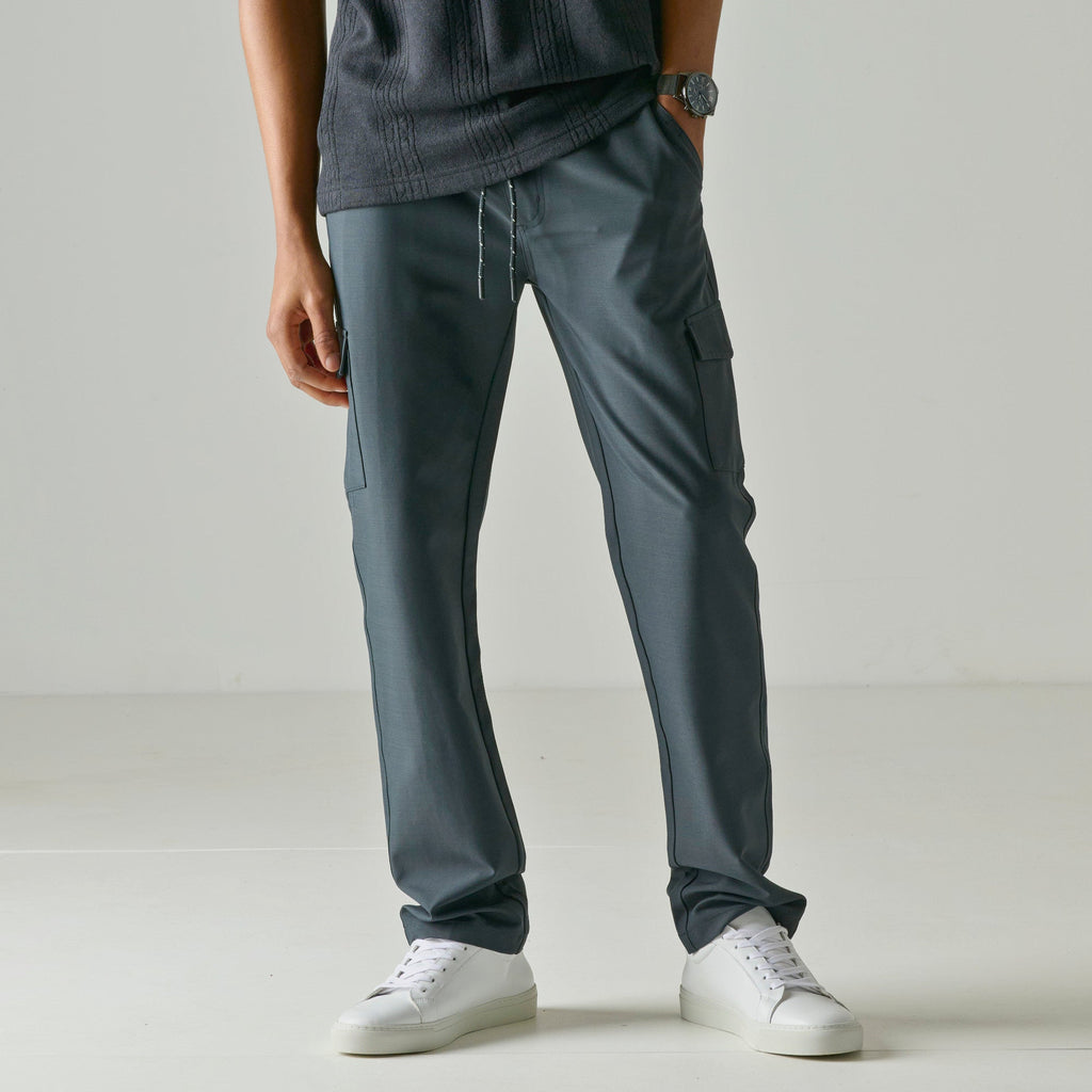 Pantalon cargo texturé tissé de coupe ajustée à enfiler Modern Ridge pour hommes