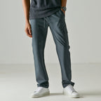 Pantalon cargo texturé tissé de coupe ajustée à enfiler Modern Ridge pour hommes